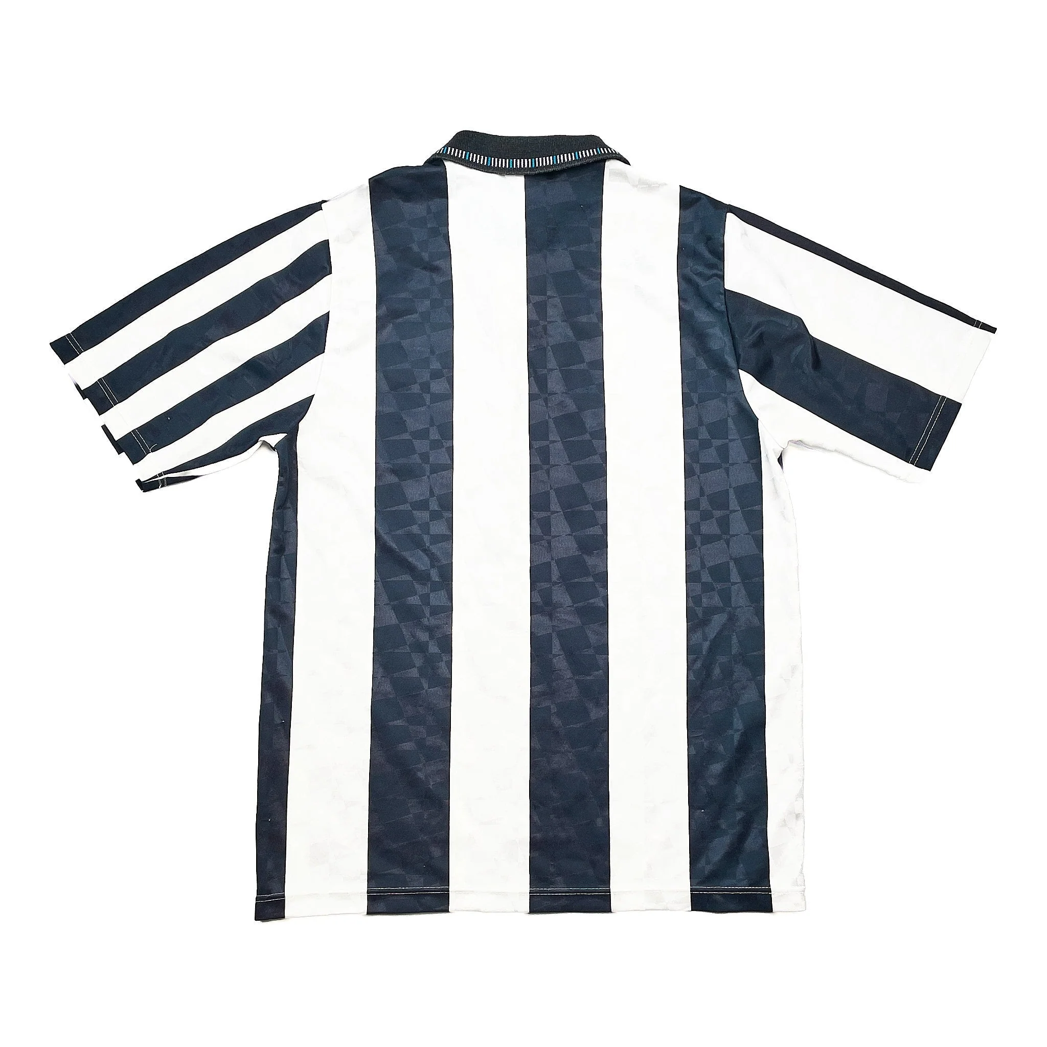 1991/93 Newcastle United Home Shirt (S) Umbro - Image 2