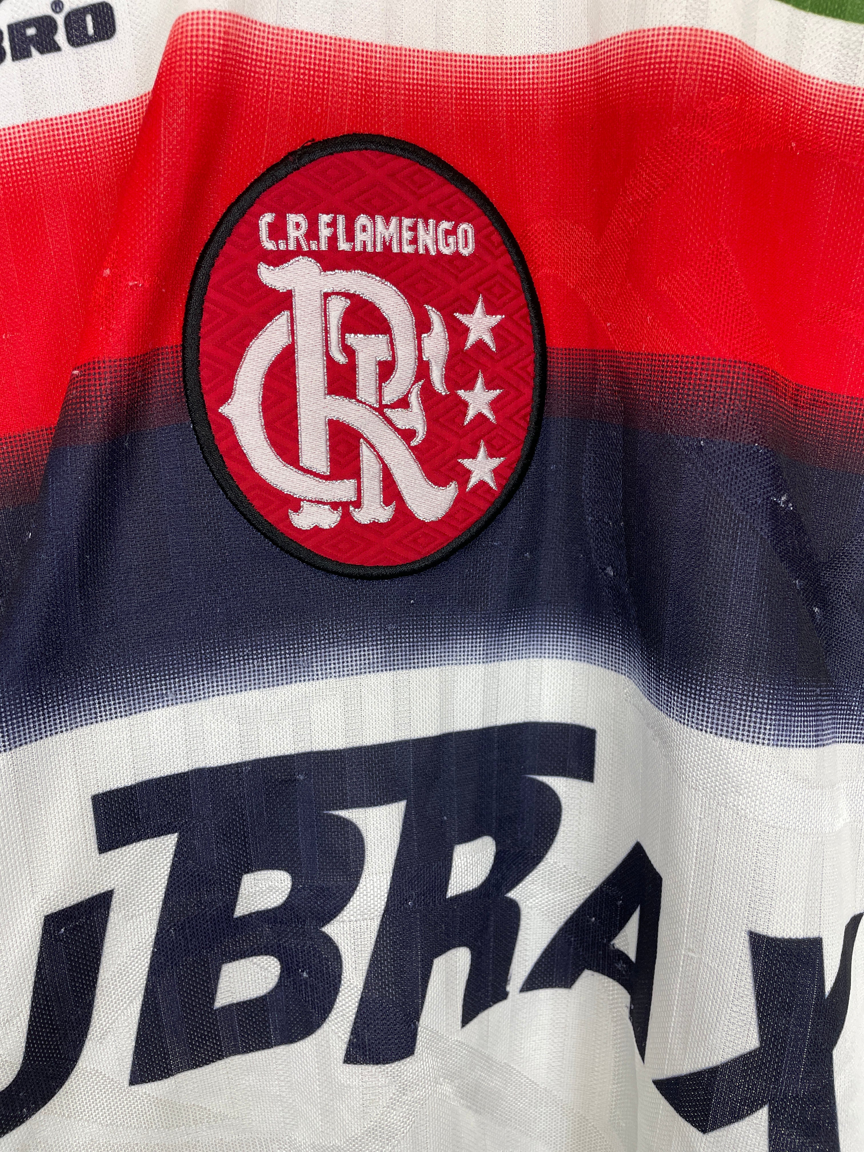 1997/98 Flamengo Away Shirt (S) Umbro - Image 3