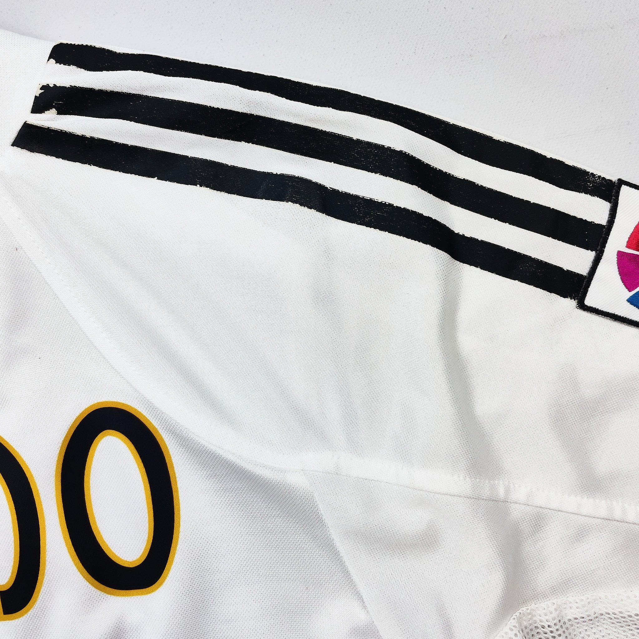 2004/05 Real Madrid Ronaldo #9 *Player Issue* Home Shirt (M) Adidas - Image 3