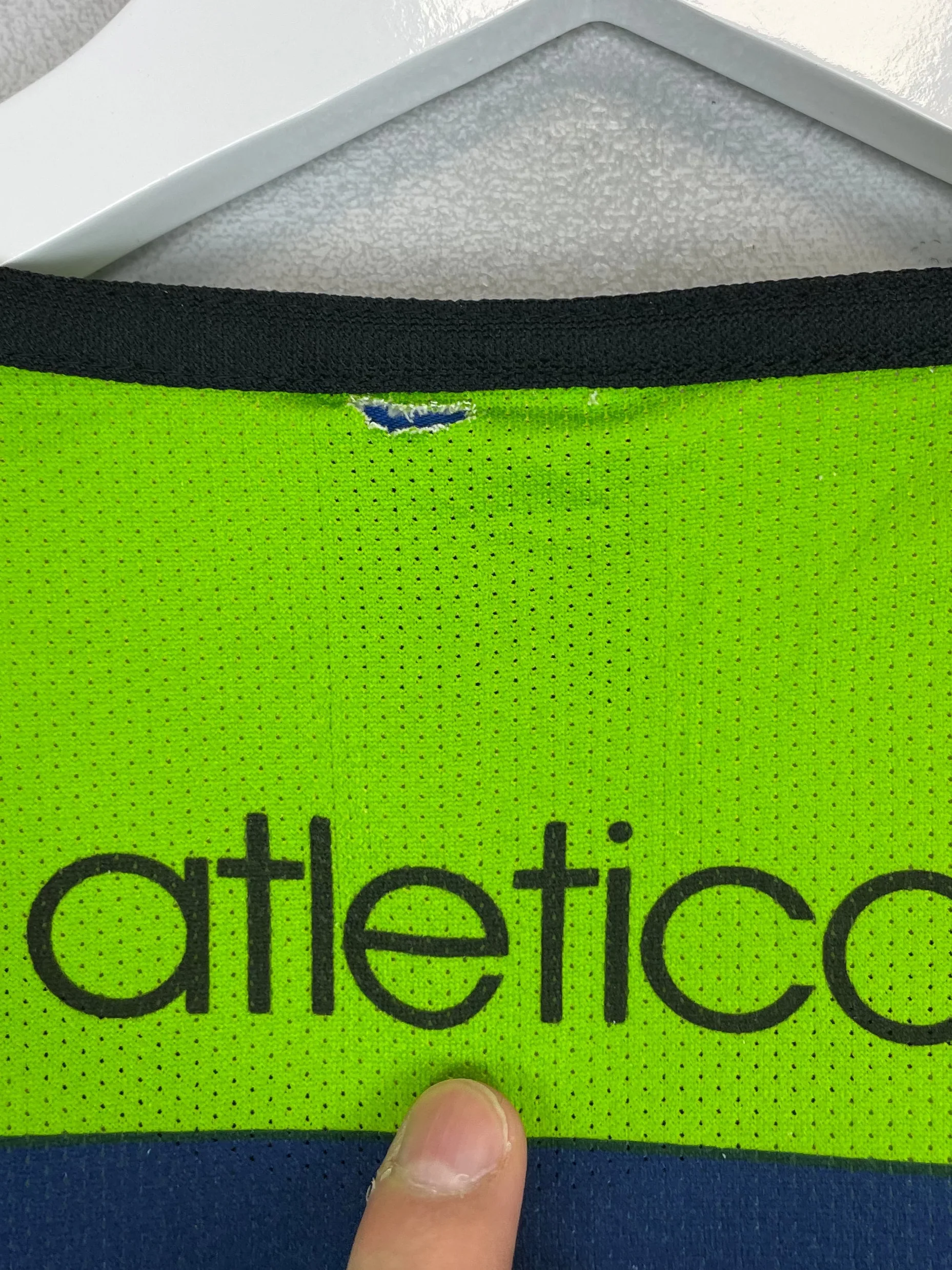 2004/05 Santos Laguna Away Shirt (XXL) Atletica - Image 4