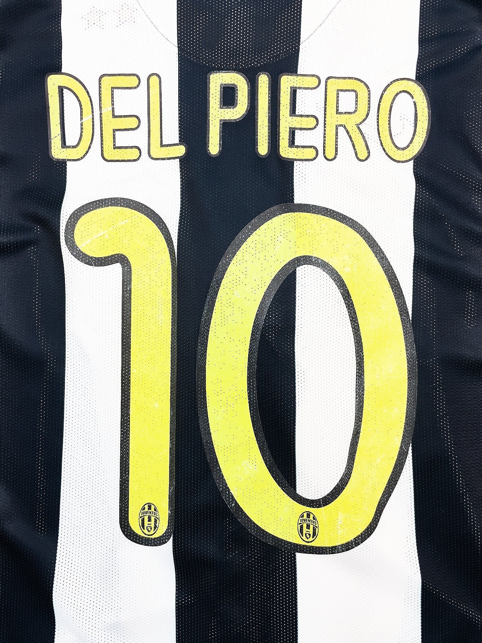 2008/09 Juventus Del Piero #10 L/S Home Shirt (L) Nike - Image 3