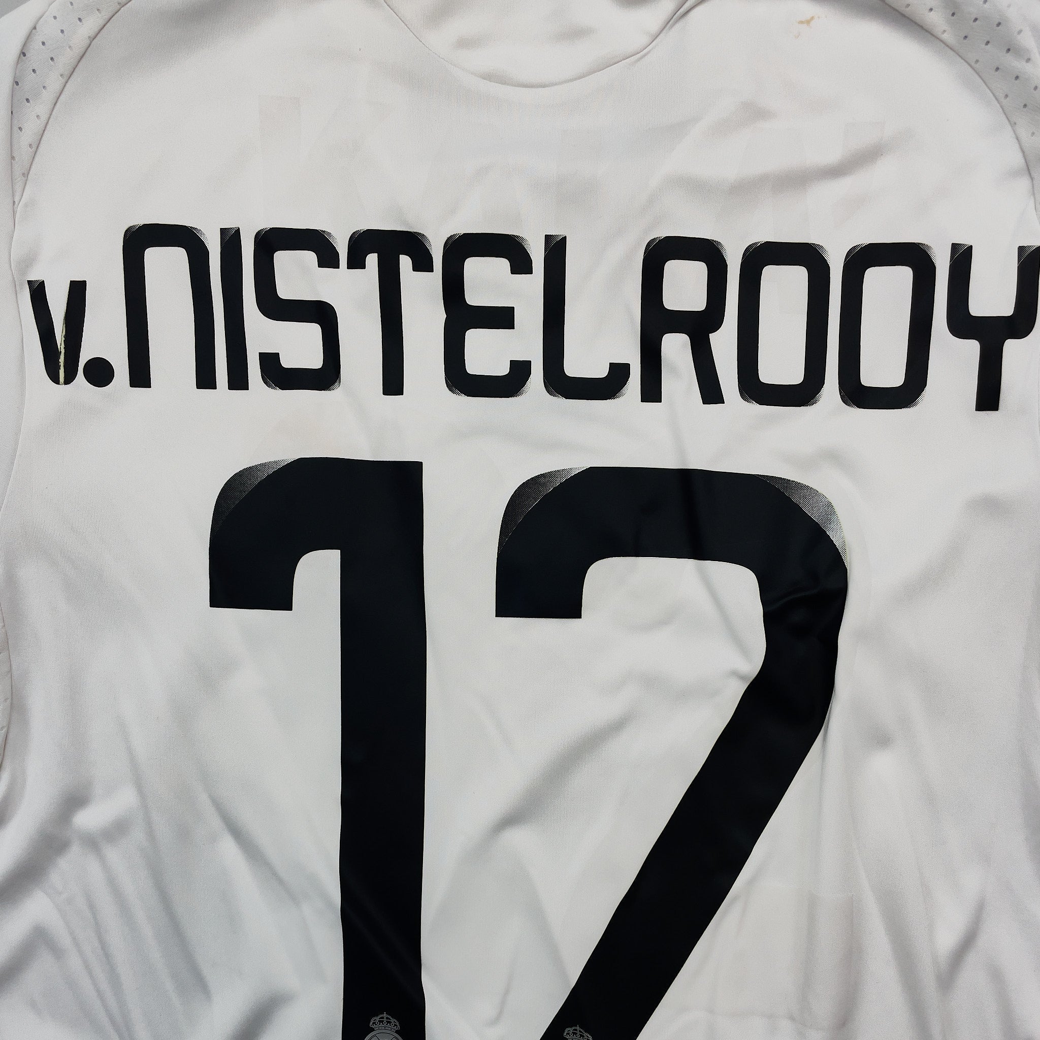 2008/09 Real Madrid V.Nistelrooy #17 Home Shirt (S) Adidas - Image 3