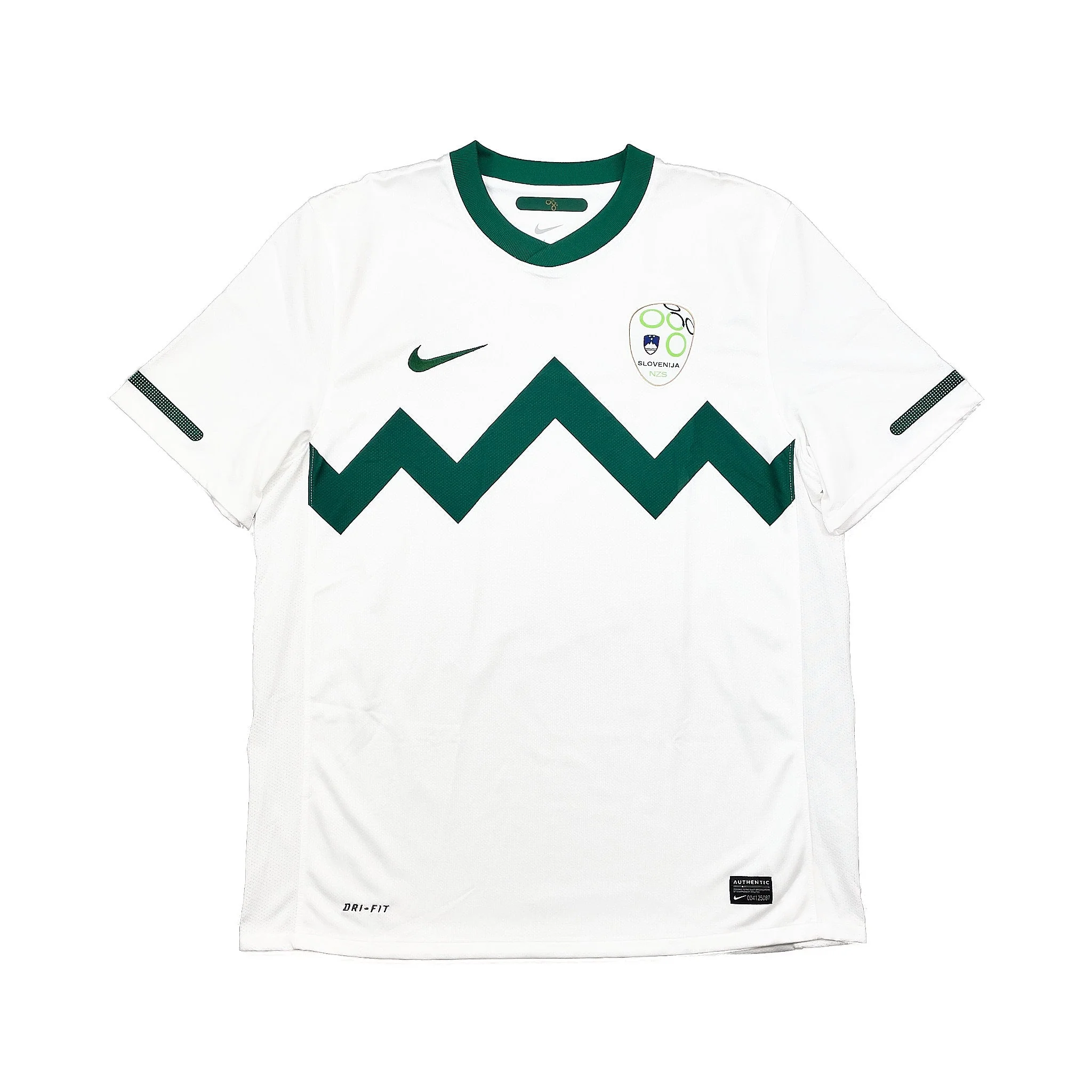 2010/11 Slovenia Home Shirt (L) Nike - Image 3