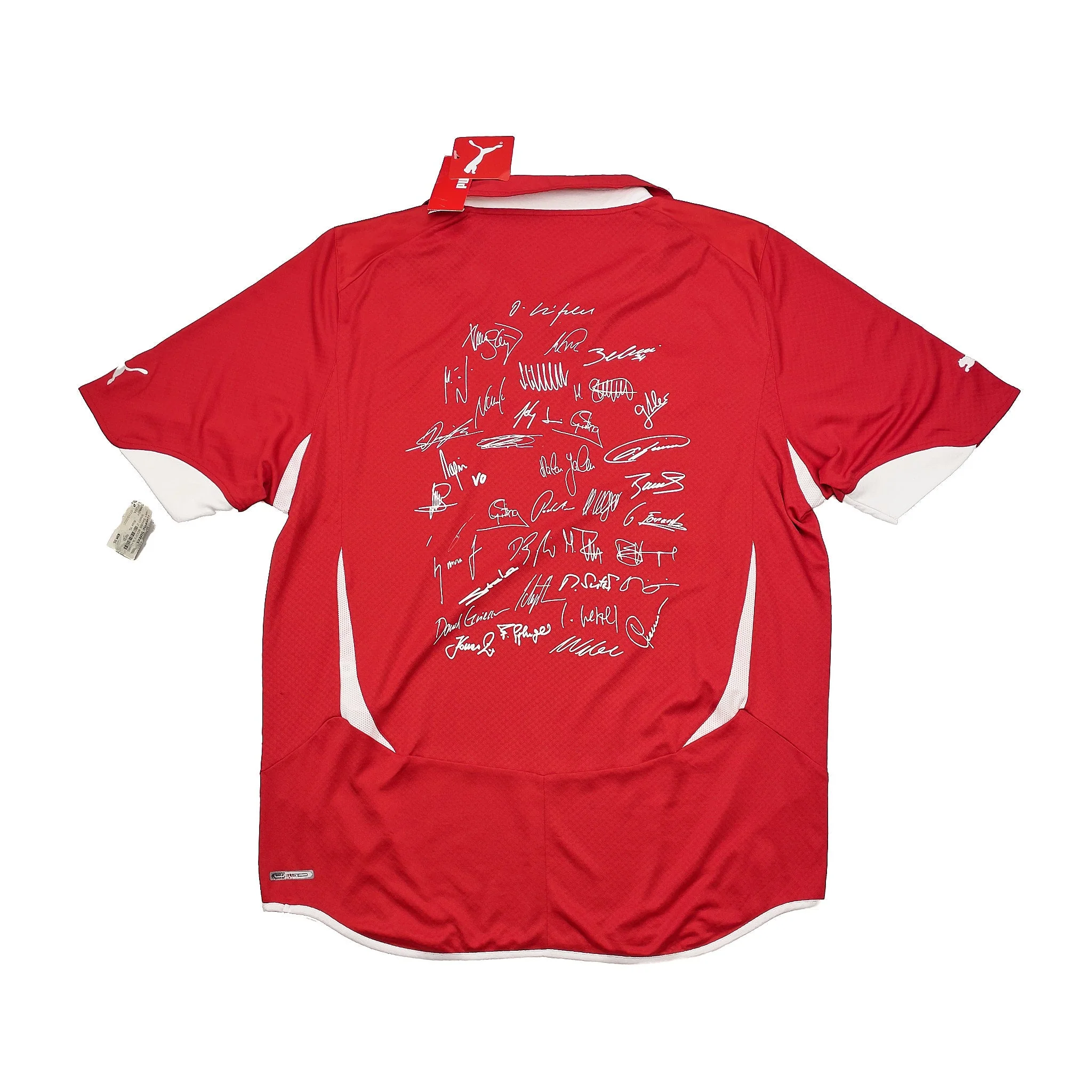 2010/11 Switzerland *BNWT* Squad Signed Home Shirt (XL) Puma - Image 4