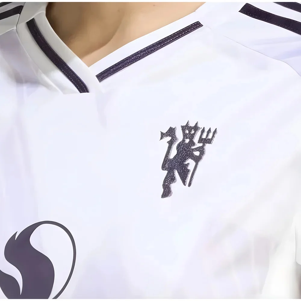 2025-2026 Man Utd Away Shirt (Womens) - Image 2