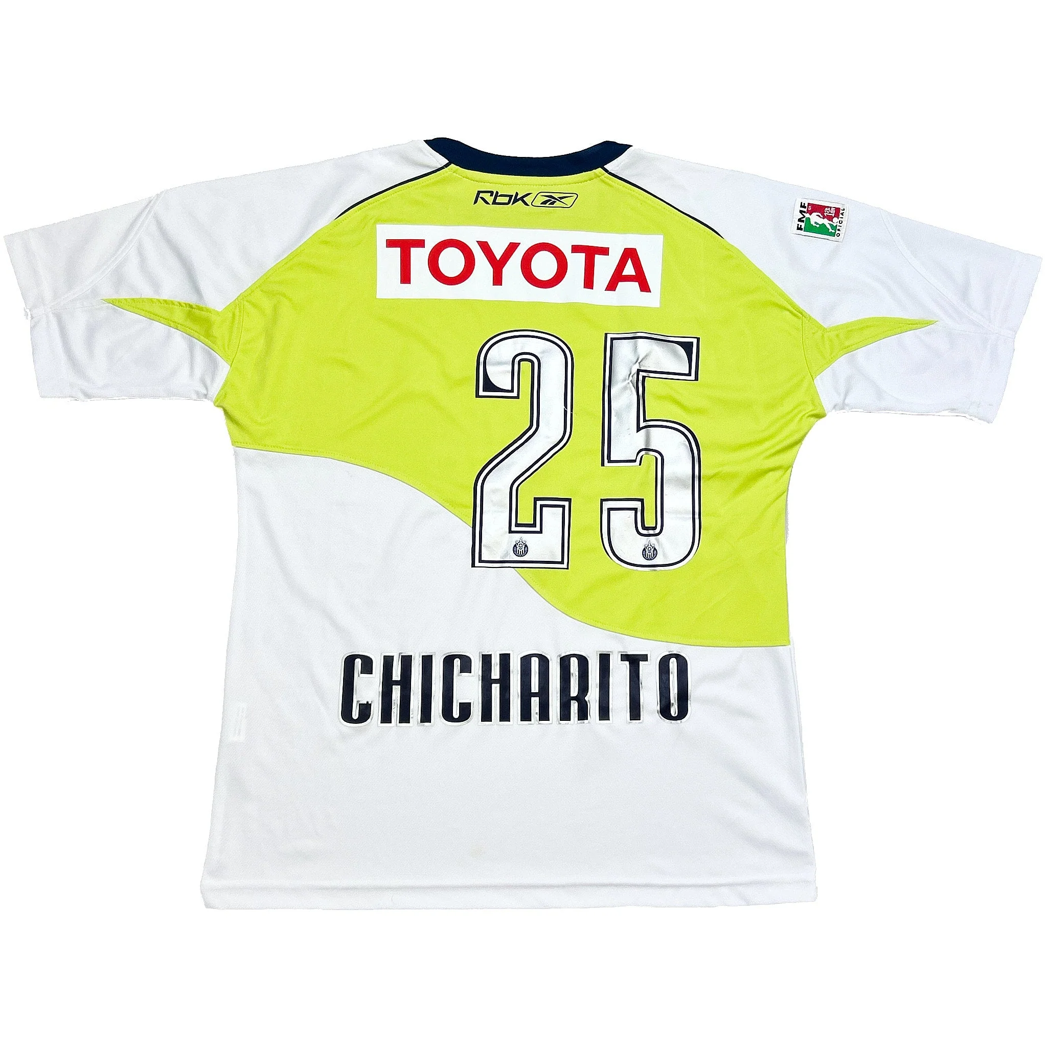 2007/08 Chivas Guadalajara Chicharito #25 Away Shirt (S) Reebok - Image 3